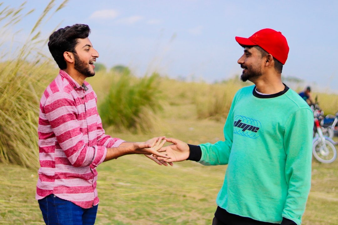 two film stars announcing partnership